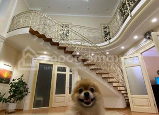 Продаю 5-ком. квартиру, 180 м2, Челябинск, проспект Ленина, 29А, Советский район