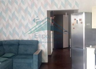 Продается двухкомнатная квартира, 47 м2, Кемерово, Стахановская улица, 8А, жилой район Кедровка