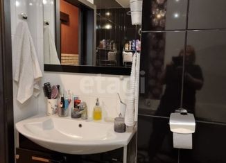 Продаю трехкомнатную квартиру, 78.3 м2, Краснодар, улица Монтажников, 5, улица Монтажников