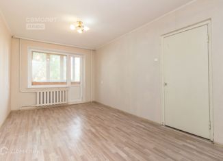 Продается 1-комнатная квартира, 32.4 м2, Уфа, Бакалинская улица, 60/2, Советский район