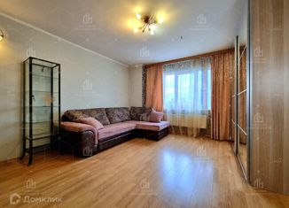 Продается 2-комнатная квартира, 41.7 м2, Ленинградская область, Оборонная улица, 2к2