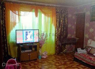 Продам 5-ком. квартиру, 106 м2, Вольск, Комсомольская улица, 249