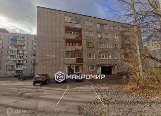 Продам комнату, 70 м2, Киров, улица Маклина, 59А