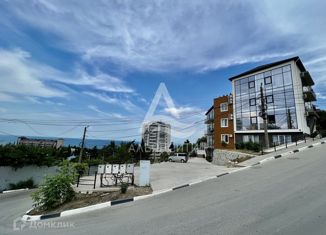 Продается однокомнатная квартира, 29 м2, Алушта, улица Сергеева-Ценского, 3к3Б