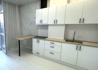 Продажа 1-ком. квартиры, 43 м2, Краснодар, улица Цезаря Куникова, 24к2, ЖК Времена Года 3