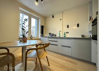 Продается 2-комнатная квартира, 40 м2, Москва, улица Пудовкина, 17, улица Пудовкина