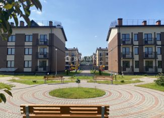 Продаю 2-комнатную квартиру, 40 м2, деревня Скотное, Вересковая улица, 2к2