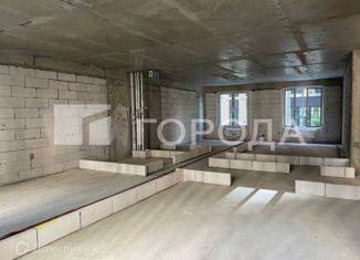 Четырехкомнатная квартира на продажу, 132.3 м2, Москва, Винницкая улица, 8к3, метро Раменки