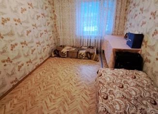 Сдается трехкомнатная квартира, 63 м2, Крымск, Линейная улица, 2А