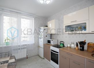 Продается трехкомнатная квартира, 64.1 м2, Омск, бульвар М.М. Кузьмина, 17, Кировский округ