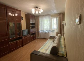 Продается 3-комнатная квартира, 60.4 м2, Нижегородская область, улица Сергея Акимова, 26