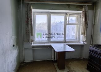 Продается 3-комнатная квартира, 48 м2, Ангарск, 92-й квартал, 18