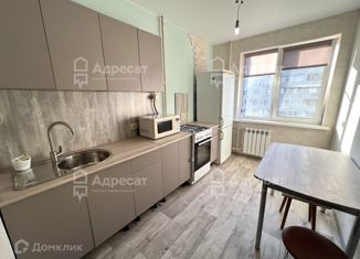 Сдача в аренду 3-ком. квартиры, 64 м2, Волгоград, улица Николая Отрады, 22, Тракторозаводский район