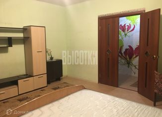 Сдам в аренду 2-ком. квартиру, 64 м2, Миасс, улица Попова, 6