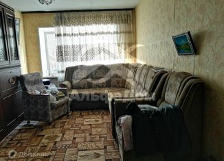 Продается 3-комнатная квартира, 62 м2, Еманжелинск, улица Титова, 13