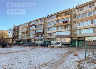 Продается 2-ком. квартира, 52 м2, Артём, 1-я Рабочая улица, 35