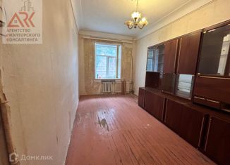 Продается 2-ком. квартира, 50 м2, Крым, улица Горького, 44