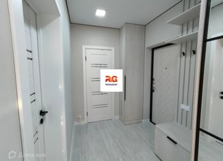 Продается двухкомнатная квартира, 60.9 м2, Новороссийск, улица Красина, 55