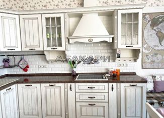 Сдается 2-ком. квартира, 68 м2, Красноярск, улица Мичурина, 2Ж, Ленинский район