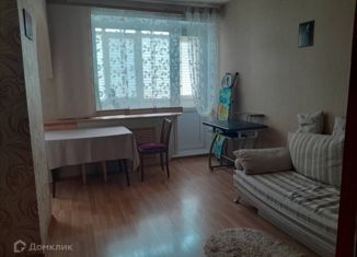 Сдаю в аренду 2-ком. квартиру, 50 м2, Вологда, улица Некрасова, 9