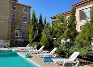 Продается многокомнатная квартира, 750 м2, село Уютное, Прибрежный проезд, 32