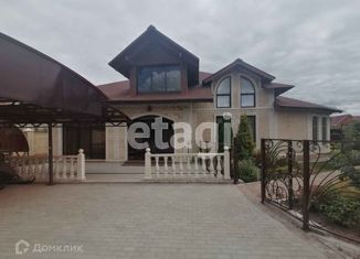 Продам дом, 300 м2, Альметьевск, улица Акзама Валиханова