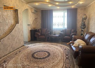 Продается 5-комнатная квартира, 245.8 м2, Евпатория, проспект Ленина, 49