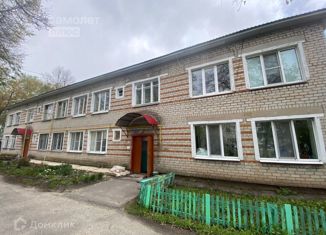 Продается 1-ком. квартира, 31.5 м2, посёлок городского типа Медведево, улица Ленина, 4