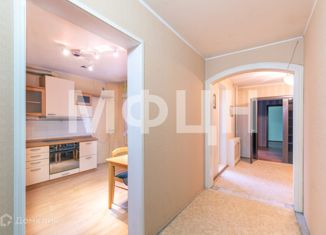 Продажа 3-ком. квартиры, 86.6 м2, Санкт-Петербург, улица Сикейроса, 12, метро Озерки