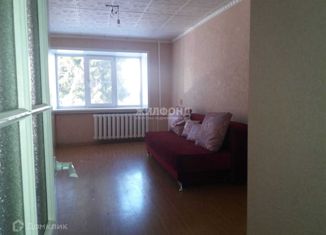 Трехкомнатная квартира в аренду, 53 м2, Бердск, улица Ленина, 87