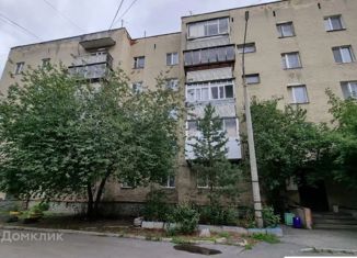Продажа однокомнатной квартиры, 33 м2, Екатеринбург, Артинская улица, 36А, метро Уральская