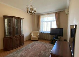 Аренда трехкомнатной квартиры, 80 м2, Москва, Кутузовский проспект, 22, метро Деловой центр