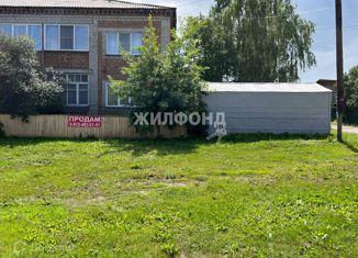 Продажа 3-комнатной квартиры, 64 м2, село Красный Яр, Советская улица, 47
