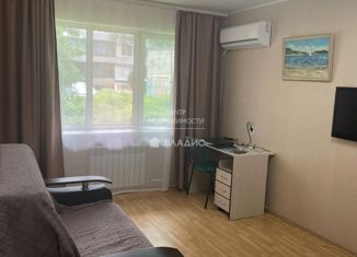 Продам 2-ком. квартиру, 46 м2, Арсеньев, улица Жуковского, 59/1