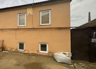 Продаю дом, 68 м2, посёлок городского типа Ленинкент, улица Гагарина, 119