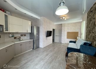 Сдается в аренду 3-комнатная квартира, 91.2 м2, Челябинск, улица Первой Пятилетки, 27, Тракторозаводский район