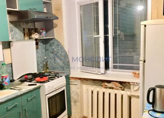 Продам 2-ком. квартиру, 43.5 м2, Нижний Новгород, улица Бонч-Бруевича, 4, улица Бонч-Бруевича