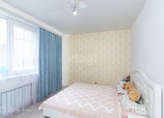 Продам 2-комнатную квартиру, 60.3 м2, Тюменская область, улица Энгельса, 60