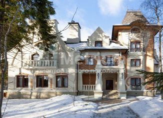 Продается дом, 691 м2, поселок дома отдыха Озера, Озёрная улица