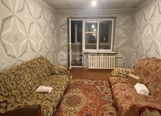 Продается трехкомнатная квартира, 63 м2, Беслан, улица Суворова, 3