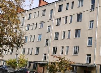 Продается 1-комнатная квартира, 33.4 м2, посёлок Металлострой, Центральная улица, 4