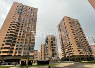 Продажа двухкомнатной квартиры, 55 м2, Краснодар, улица Снесарёва, 10, ЖК 7 Вершин