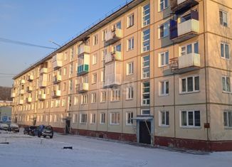 3-комнатная квартира на продажу, 55 м2, Зеленогорск, улица Гагарина, 15