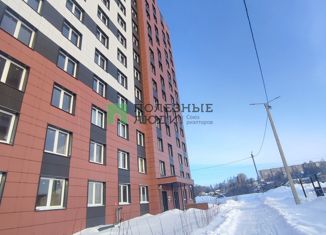 Продается 3-комнатная квартира, 75.9 м2, Кировская область, Березниковский переулок, 38