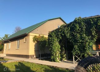 Продается дом, 220 м2, поселок За Родину, Южная улица, 1