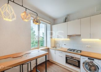 Продаю двухкомнатную квартиру, 48.6 м2, Санкт-Петербург, Малоохтинский проспект, 36, Малоохтинский проспект