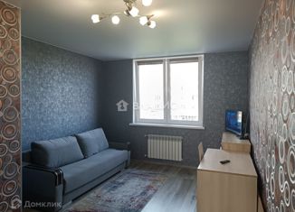 Продается 1-комнатная квартира, 40.2 м2, Калининградская область, улица Виктора Денисова, 18