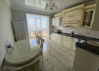 Продам 4-комнатную квартиру, 130 м2, Чегем, микрорайон Долина Кавказа, 2