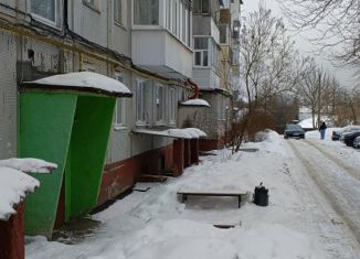 Продаю 3-ком. квартиру, 58 м2, Дятьково, 12-й микрорайон, 5