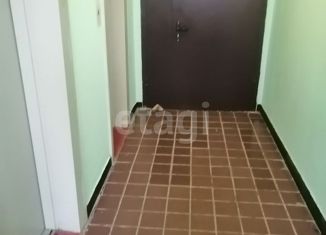 Трехкомнатная квартира на продажу, 74 м2, Москва, метро Новопеределкино, Боровское шоссе, 37